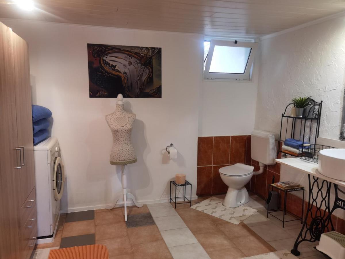 מורטר Drescher Apartments מראה חיצוני תמונה